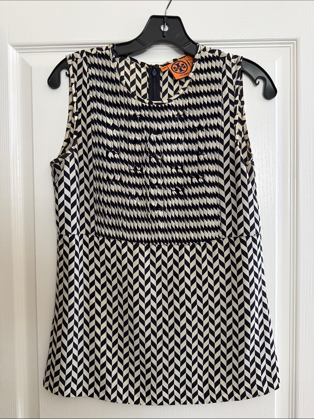 Tory Burch Navy And Cream Chevron Silk Shell, Size 4